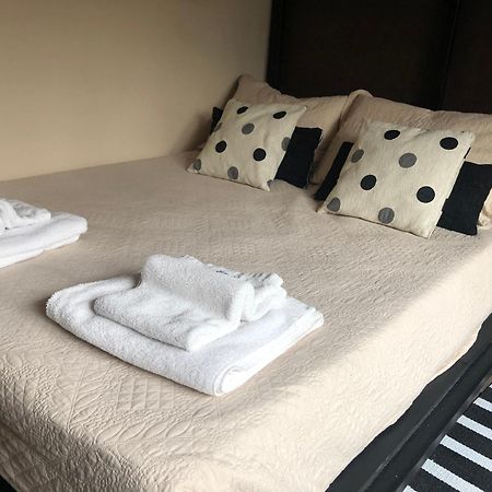 Limay Bed&Breakfast Neuquén Quarto foto